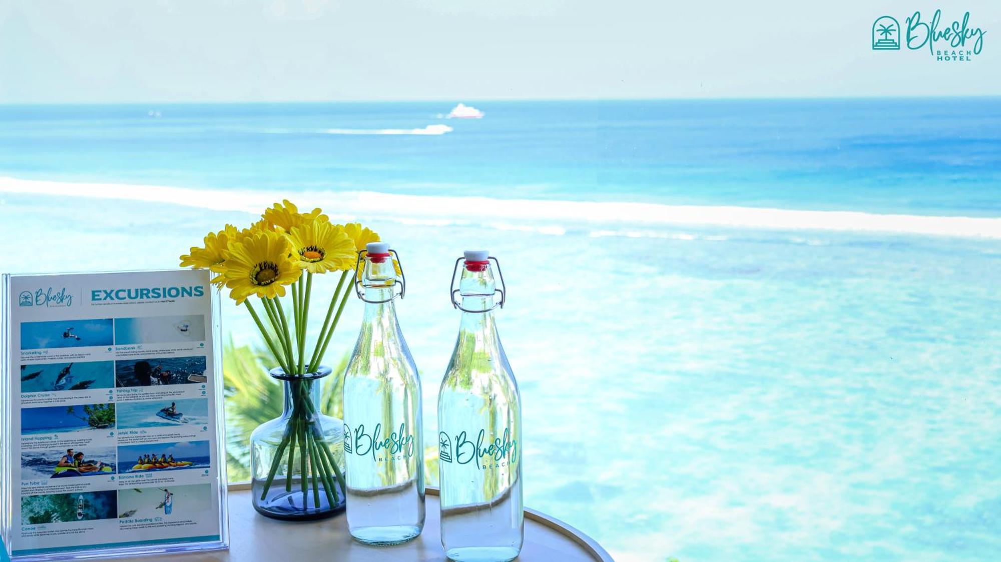 Blue Sky Beach Hulhumale Esterno foto